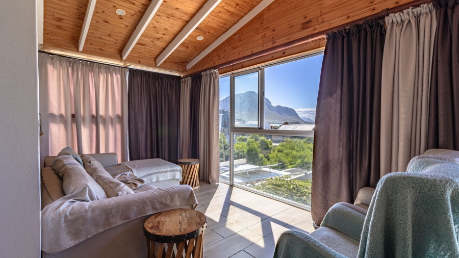 5 Bedroom Property for Sale in Bettys Bay Western Cape